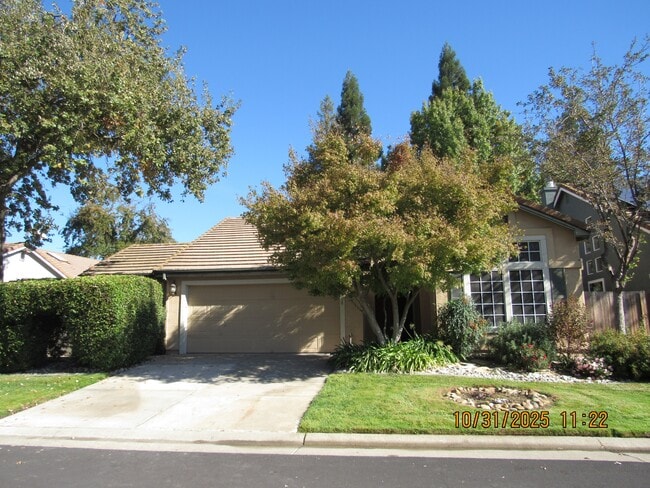 Building Photo - 15308 Medella Cir