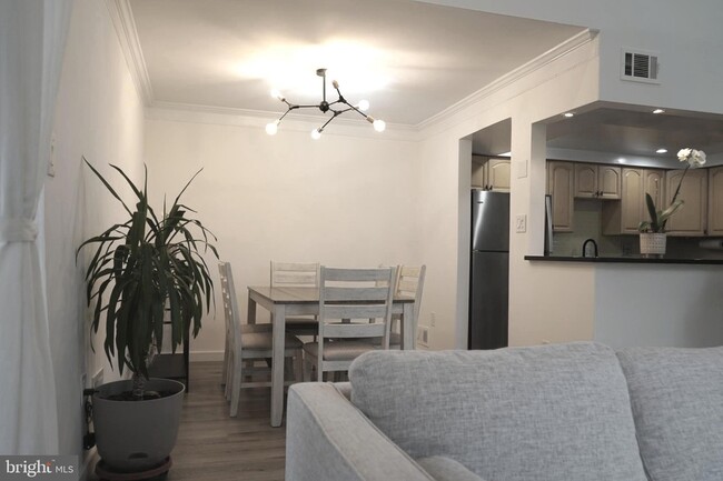 Foto del edificio - 129 Willow Pl