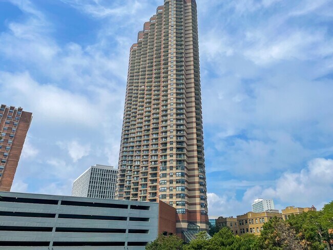Building Photo - 3660 N Lake Shore Dr