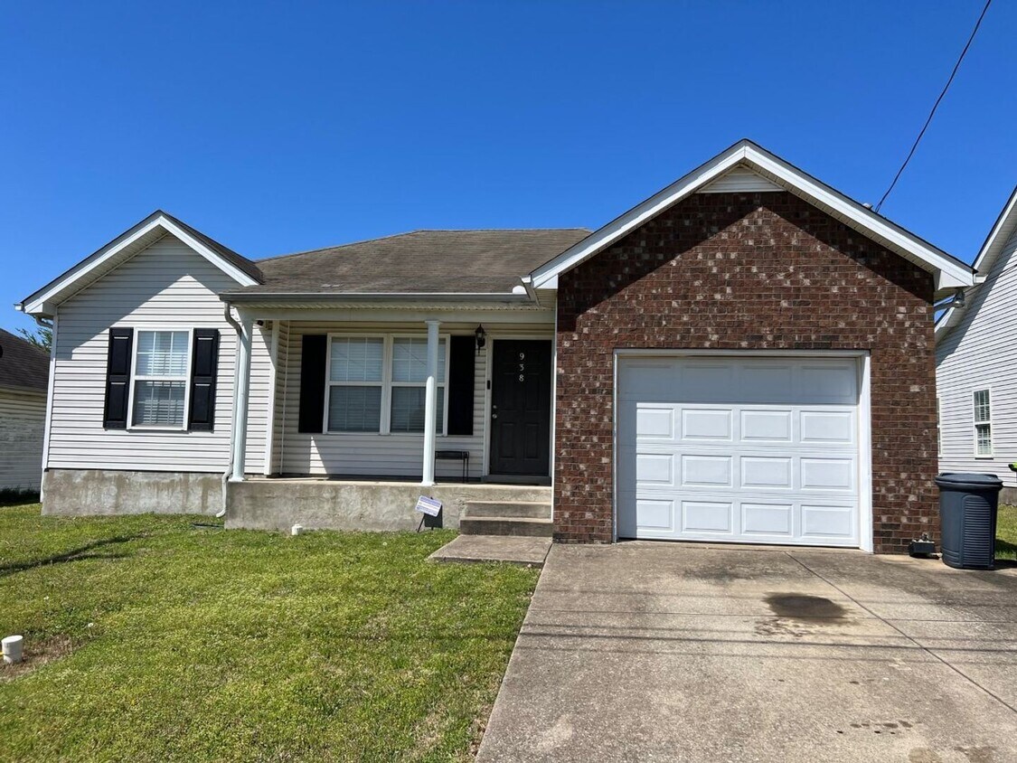 3 br, 2 bath House 938 Tom Hailey Blvd. House for Rent in La Vergne