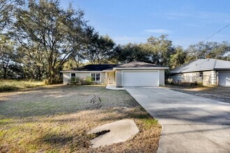 Building Photo - 4 Locust Run