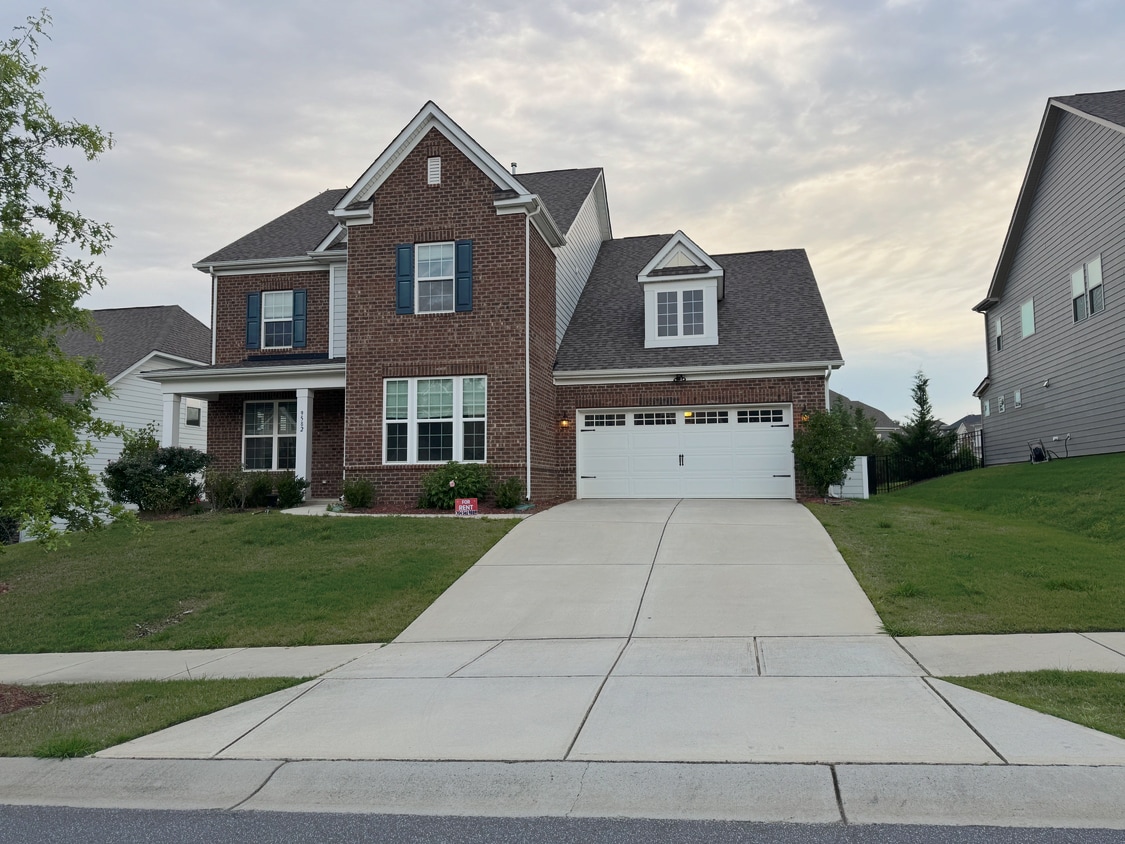 Foto principal - 9582 Garamont Pkwy NW
