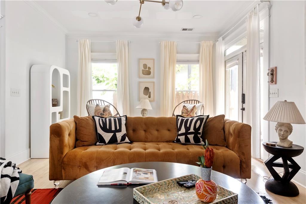 Primary Photo - 174 Estoria St SE