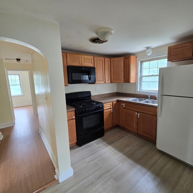 Photo - 155 Glenwood Ave Apartment