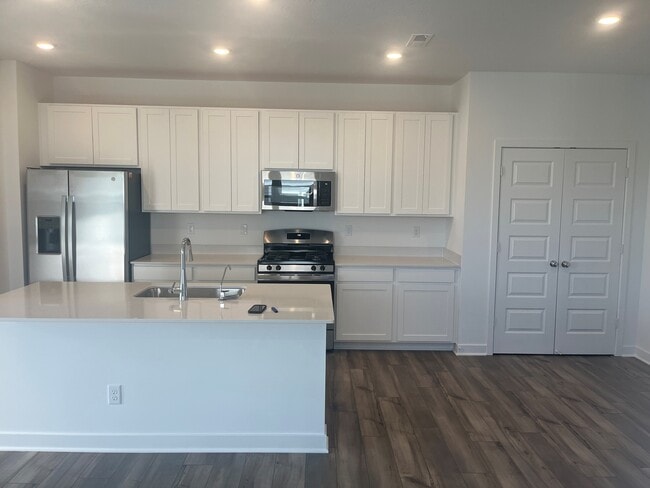 Building Photo - 17301 Rancorn Pl