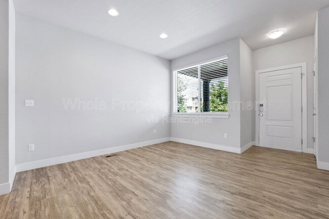 Photo - 5829 N Beeler St Townhome