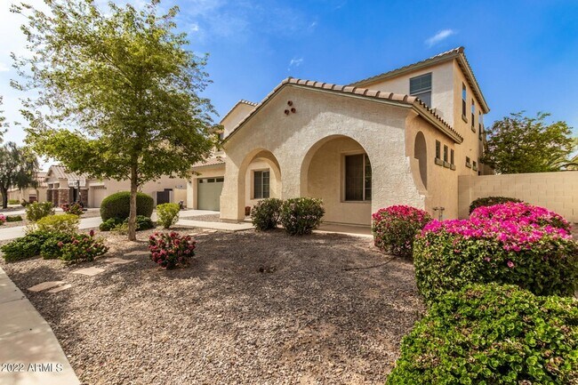 Foto del edificio - 3144 E Lynx Way