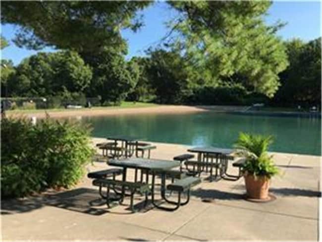 Building Photo - 10829 Forestview Cir