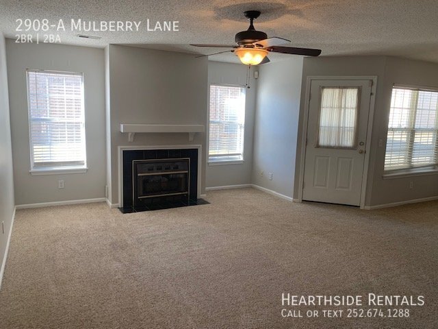 Foto del edificio - 2908 Mulberry Ln