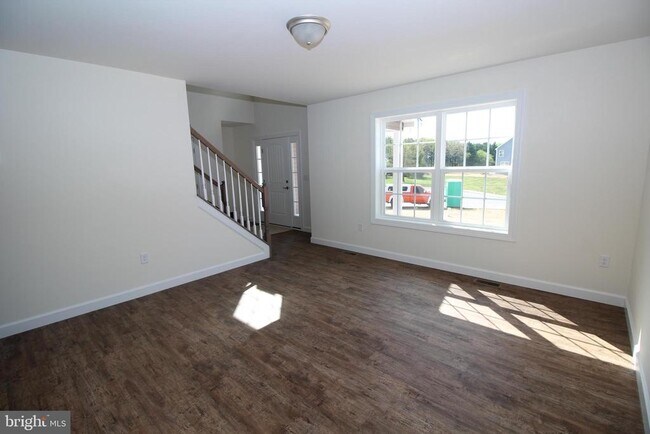 Building Photo - 83 Cherry Blossom Ct