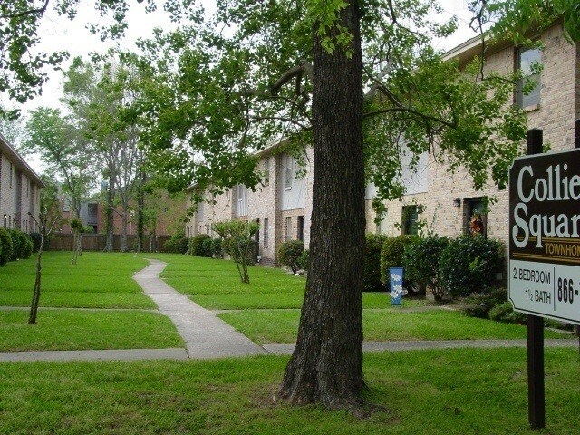 Primary Photo - 4695 Collier St