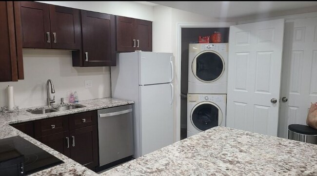 Foto del edificio - 2600 W 82nd Pl