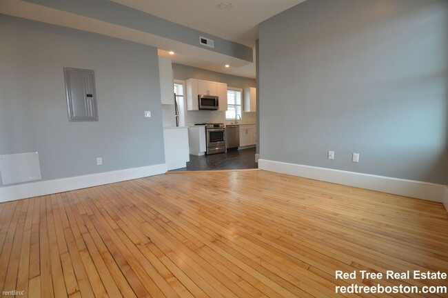 Building Photo - 4 br, 1 bath  - 303 Hancock St Apt 2A