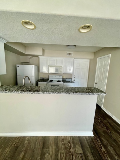 Building Photo - 2527 Pascal Ct