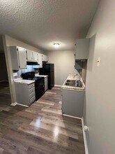 Building Photo - 4510 Hutton Rd