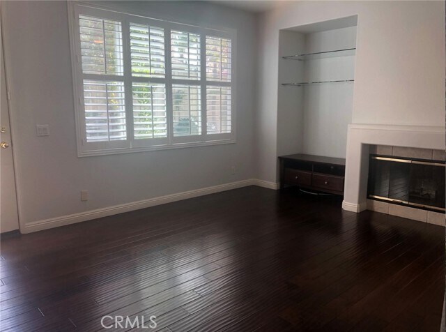 Foto del edificio - 24 Santa Cruz Aisle