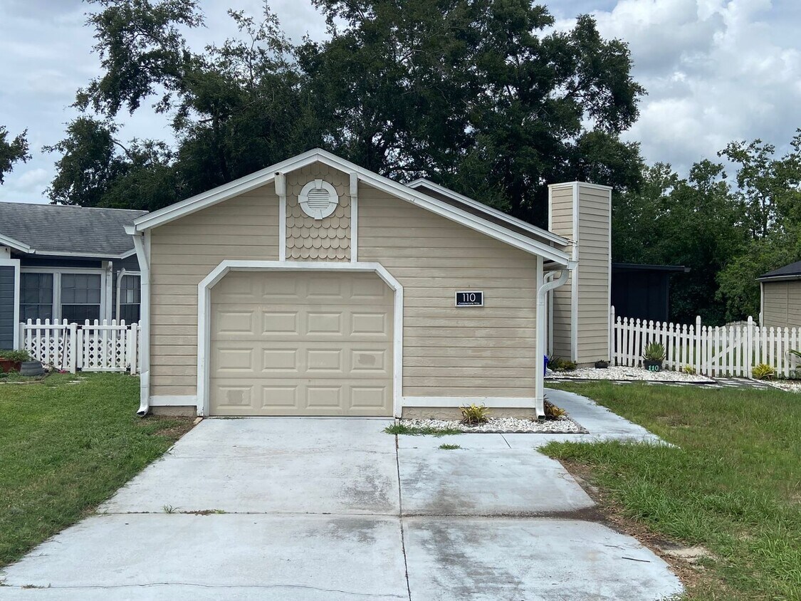 Primary Photo - 2 Bedroom, 2 Bath Single Family Home in Sa...