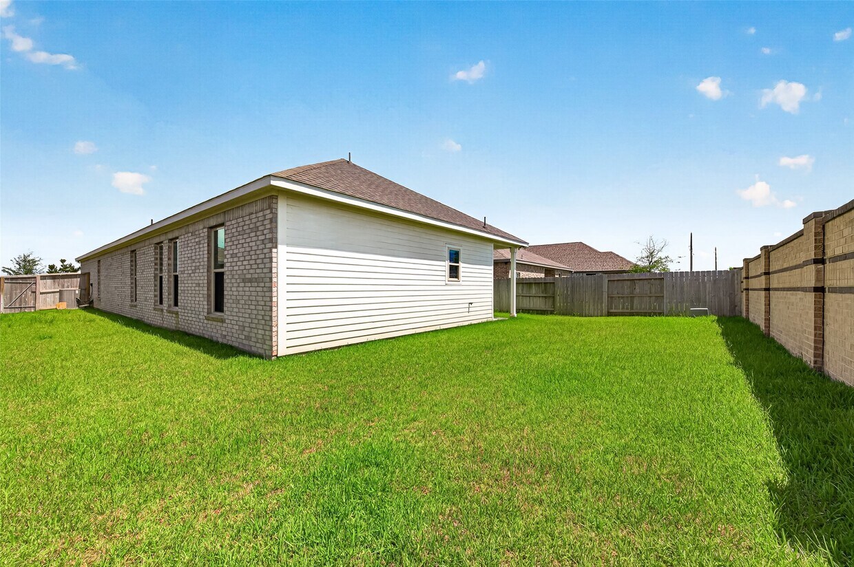Building Photo - 10726 Sky Crk Ln