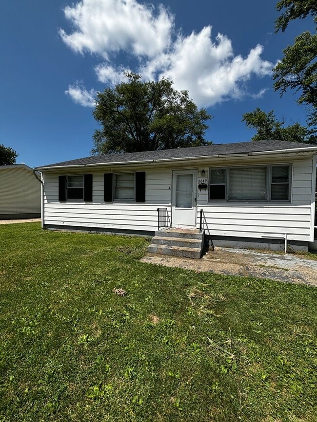 Building Photo - 2649 Beech Ave