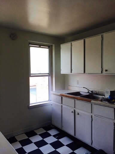 Building Photo - 337 Prospect Ave
