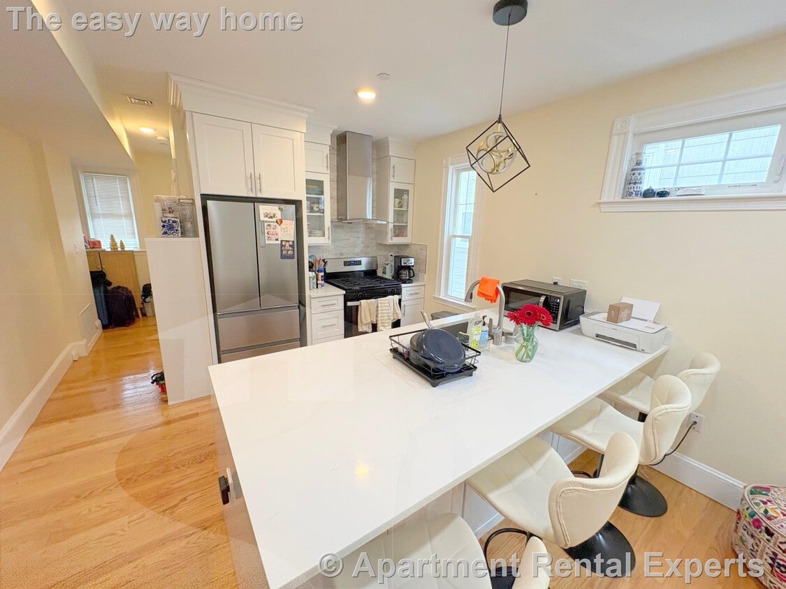 Photo - 32 Putnam Ave Unit #2