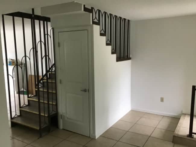 Building Photo - 1547 Sonora Dr