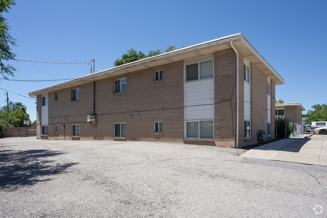 Building Photo - Bradley Apartments