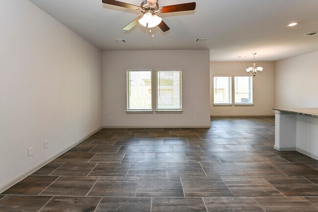 Foto del edificio - 7910 Tuscan Cypress Dr, Cypress, TX