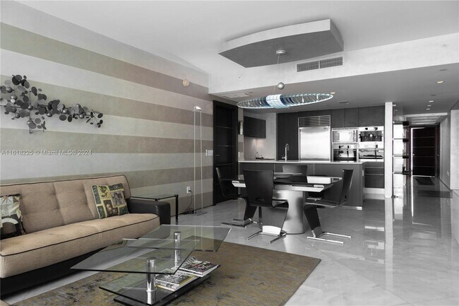 Foto del edificio - 17001 Collins Ave