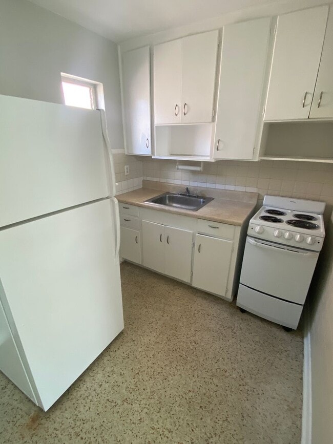 Photo - 711 Gotham Ct Apartment