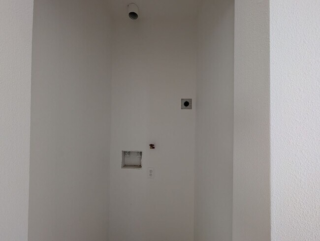 Foto del edificio - Central Homes
