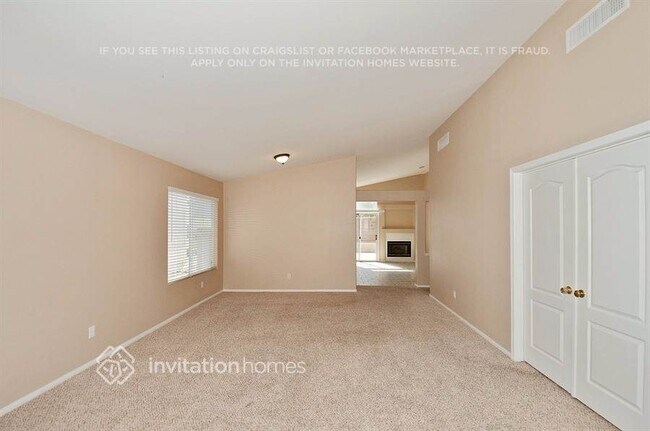 Building Photo - 1876 Blue Ribbon Dr