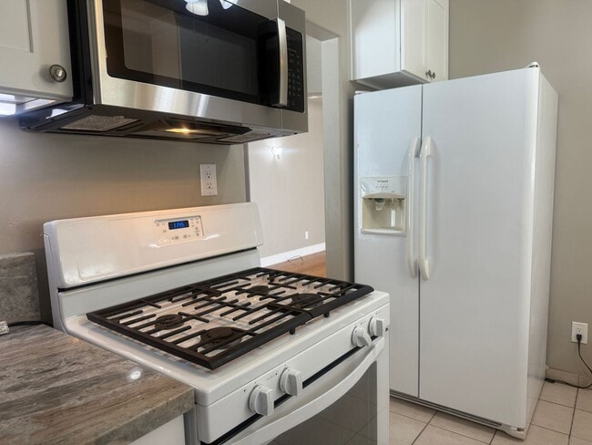 Foto del edificio - Cozy 2 bedroom close to downtown