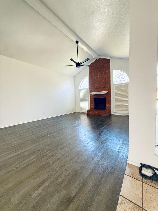 Foto del edificio - 18513 Chestnut Oak Dr