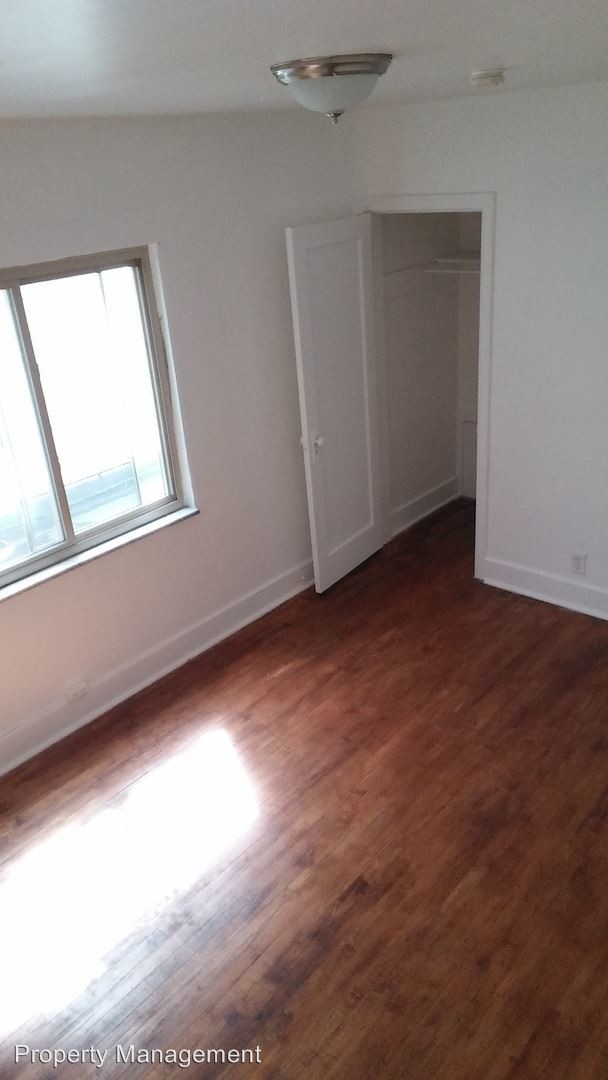 Foto del edificio - 757 E Warrington Ave