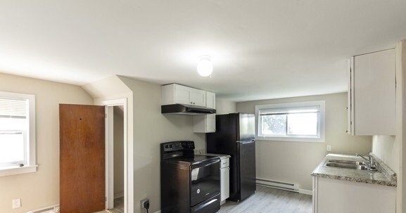 Building Photo - 176 Lemoine Ave