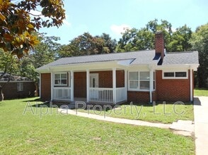 Building Photo - 22 Ridgeway Dr