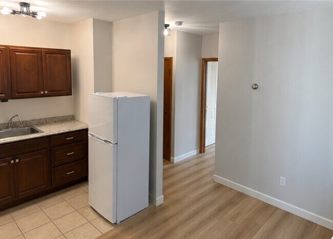 Foto del edificio - 3308 Girard Ave S