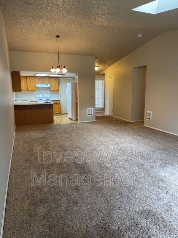 Foto del edificio - 15211 NE 181st St