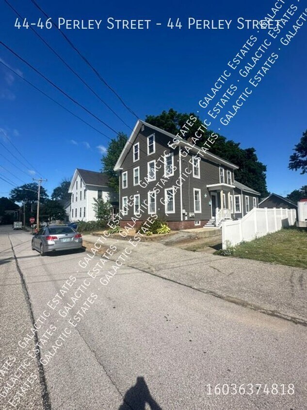 Foto principal - Spacious Renovated 3 Bedroom Duplex!