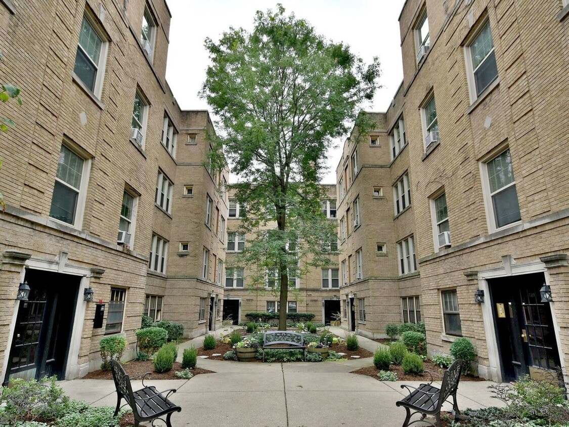 Primary Photo - 225 A Washington Blvd