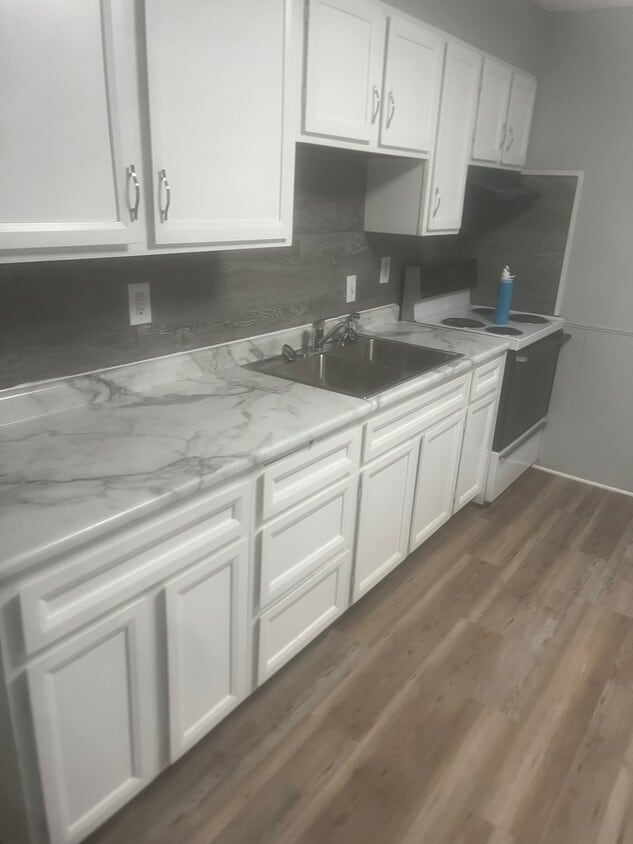 Foto principal - 613 N Metcalf St