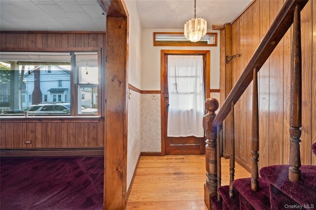 Building Photo - 432 1st St