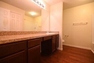 Building Photo - 15431 Bammel Oaks Ct