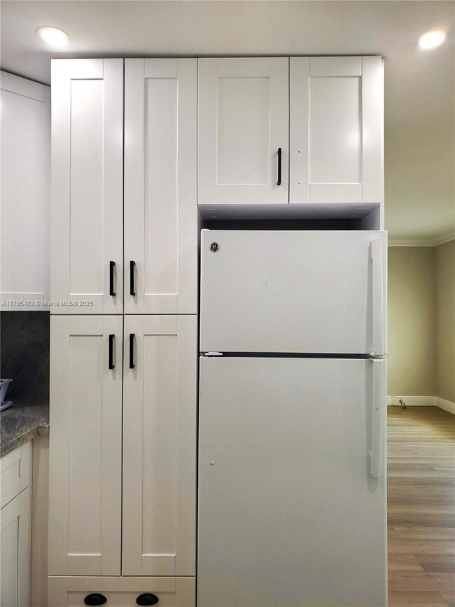 Foto del edificio - 726 SW 4th Terrace