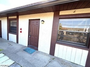 Building Photo - 3805 SE 11th Ave