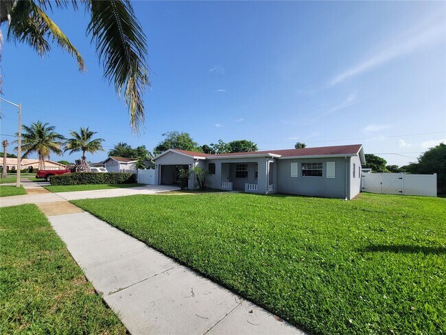Foto del edificio - 1814 Oakmount Dr