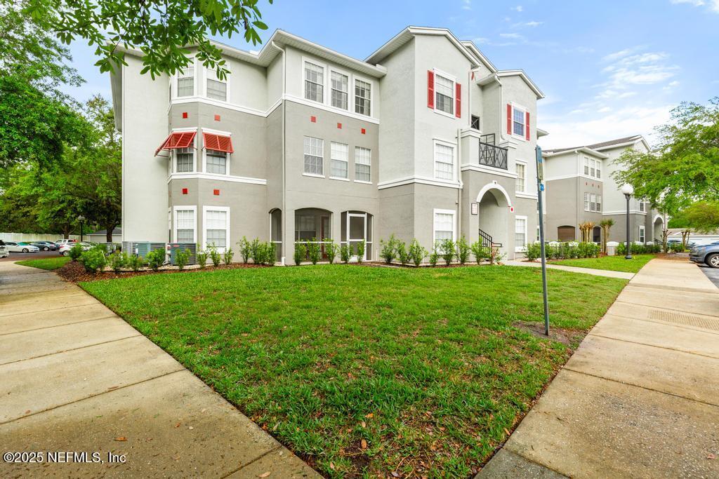 Foto principal - 3591 Kernan Blvd S