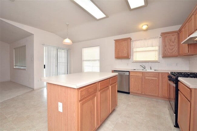 Foto del edificio - 718 Settlement St