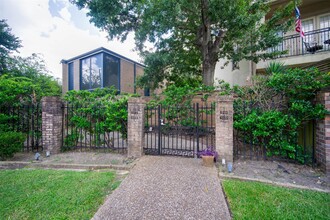 Building Photo - 6311 Riverview Way